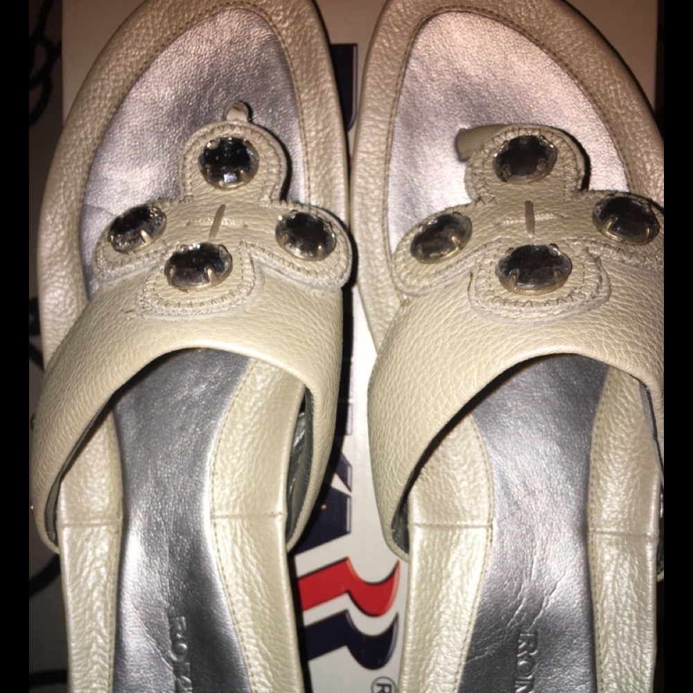 NWOT Romika sandals.